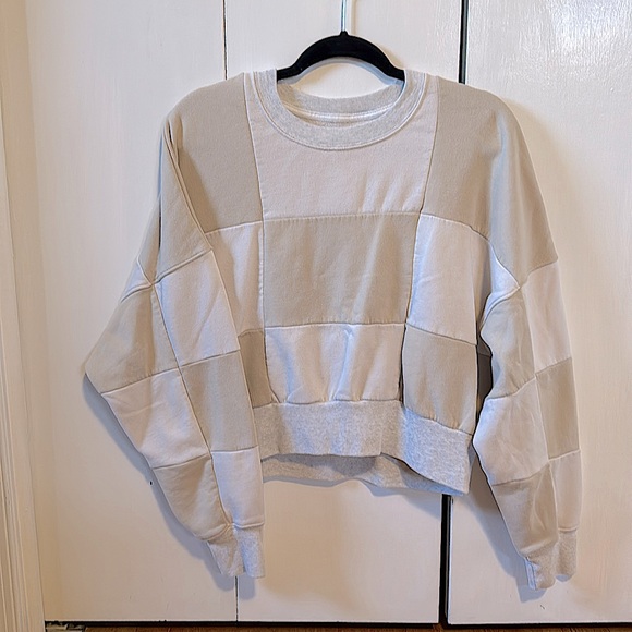 ABERCROMBIE / CROP SWEATSHIRT - Picture 2 of 3